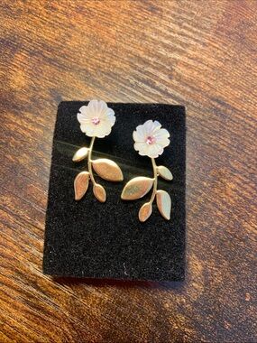 Sunflower Stud Earrings - Bright Orange